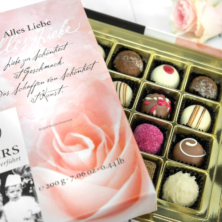 Peters, cutie cadou, amestec de praline cu sau fara alcool Bomboane de Ciocolata Naty Shop