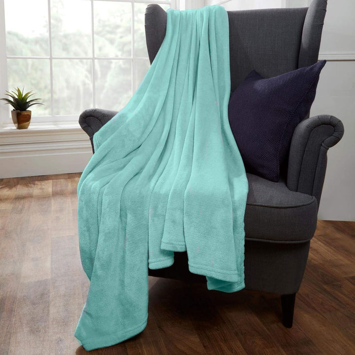 Cuvertură de pat Brentford's Ultra Soft Fleece, Silver Grey, Large Double - 150 X 200Cm Paturi si Cuverturi Besuche den Brentfords-Store Ou de rață 200 X 200 Cm