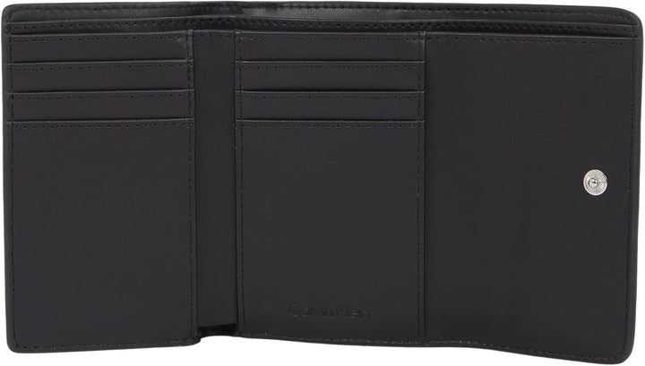 Portofel de damă Calvin Klein Must Small Trifold Mono Klein, negru (Black Mono), mărime unică Portofel Femei Naty Shop